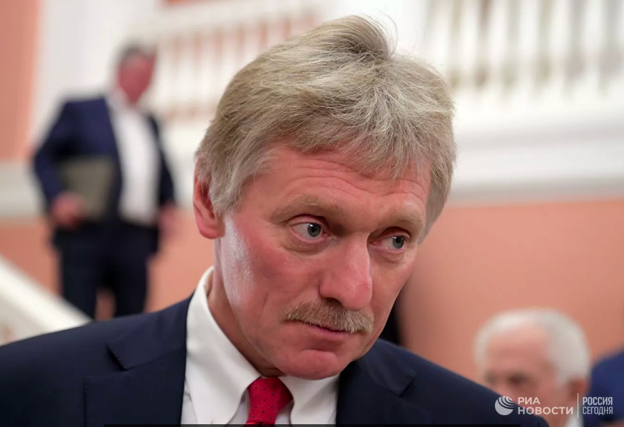 Песков оценил возможность введения жёсткого локдауна в России.