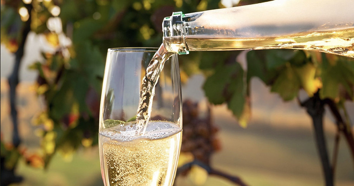 Producția și exportul de vin spumant în UE scad.