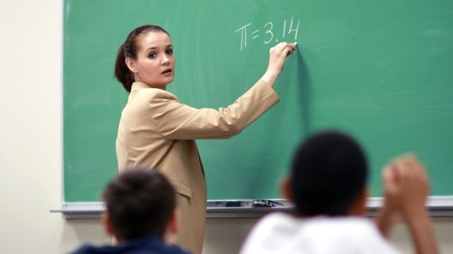 Молдова отмечает Международный день образования и учителя.