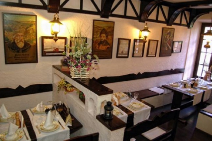 Mai multe restaurante din Chișinău, favorizate de Secretariatul Parlamentului. Foto: moldovacurata.md