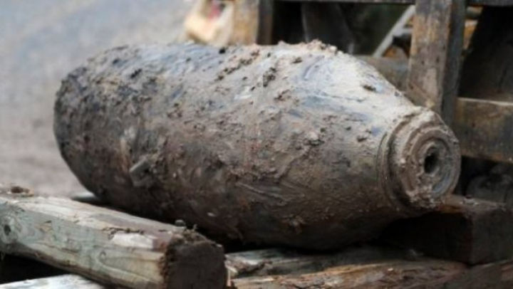 O bombă datând din Al Doilea Război Mondial, descoperită la Fukushima. Foto: realitatea.net