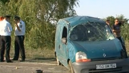 La un moment dat, însă, a lovit maşina