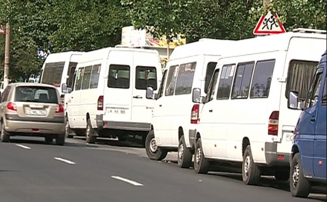O linie de microbuz a fost anulată, iar traseele altor două au fost modificate. Foto simbol: moldova.org