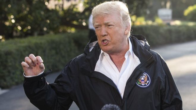 Трамп заявил, что сейчас не время для дебатов по вопросу о контроле за оружием. Фото: EPA