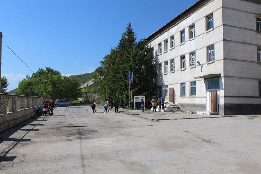 В тюрьме № 17 в Резине скончался заключенный.