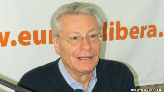 Избранные как независимые депутаты вполне могут за ночь стать демократами.  Фото: svoboda.org