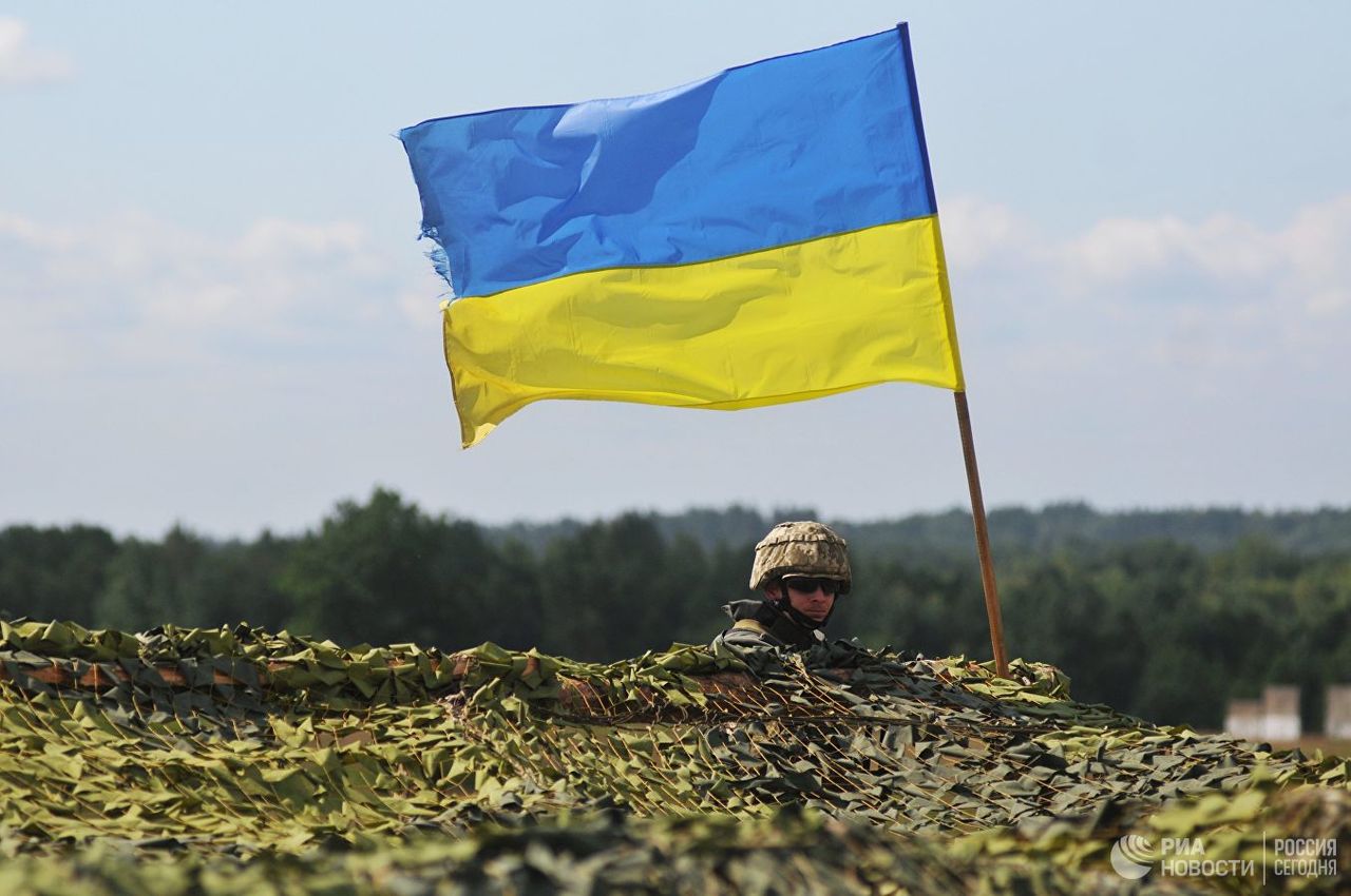 На Украине рассказали, что страна уже "одной ногой" в НАТО.