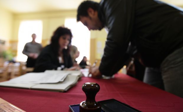 Rezultatele preliminare prezentate de Comisia Electorală Centrală arată că pe primele locuri se poziționează partidele de stânga.