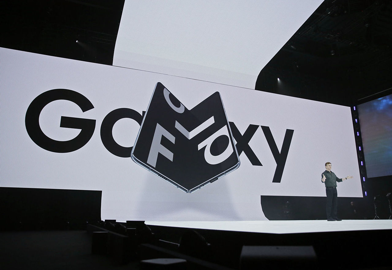 Эксперты назвали причины поломок Samsung Galaxy Fold.