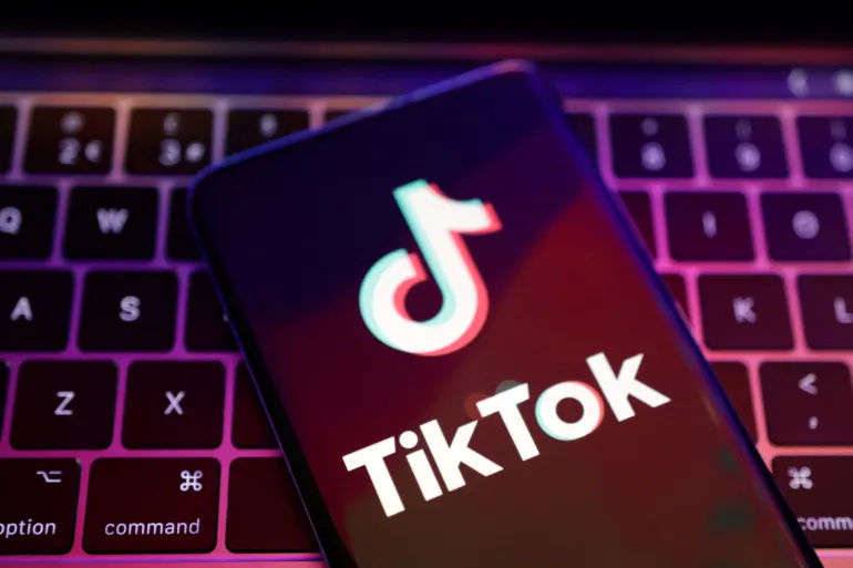TikTok тестирует платную подписку на приложение без рекламы.