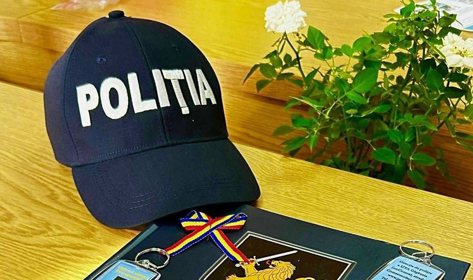 НЦБК: Задержанные полицейские брали взятки от причастных к потреблению и обороту наркотиков.