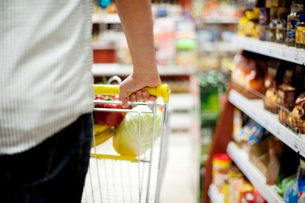 Эксперты: Больше всего денег молдаване тратят на покупку продуктов.