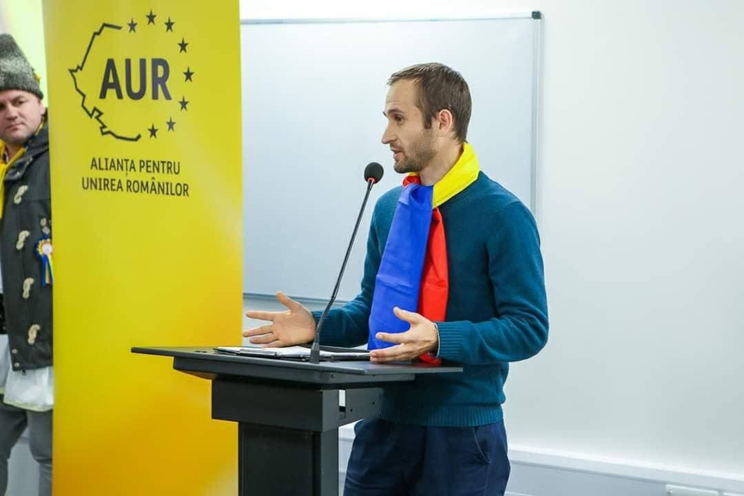 Un candidat pe listele PAS neagă legăturile cu Simion și AUR.