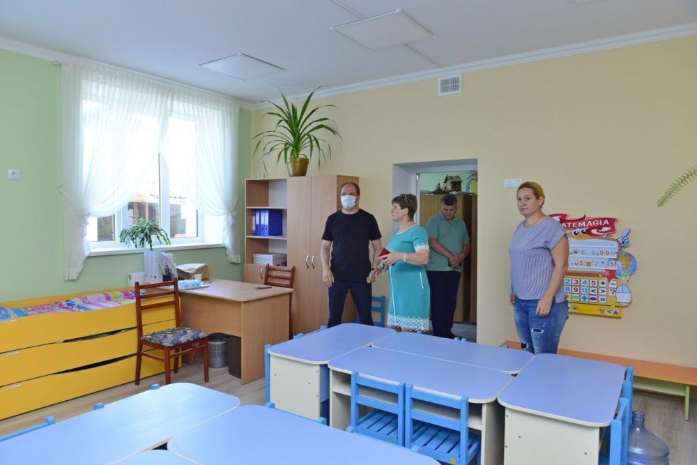 Чебан: Мы обеспечим все условия для возвращения детей в школы 1 сентября. Фото: facebook.com.