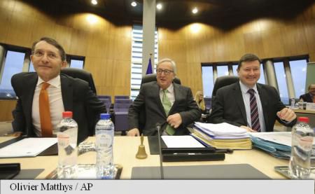 Negocierile privind Brexit-ul "progresează și vor continua în cursul nopții de joi spre vineri". Foto: AP Photo