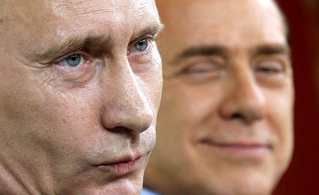 Встреча Путина и понтифика один на один проходила в зале библиотеки Ватикана, за закрытыми дверями.