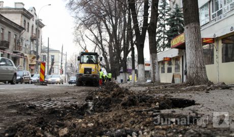 Proiectul include reabilitarea inclusiv a bulevardelor Ştefan cel Mare şi Constantin Negruzzi. Foto: jurnal.md