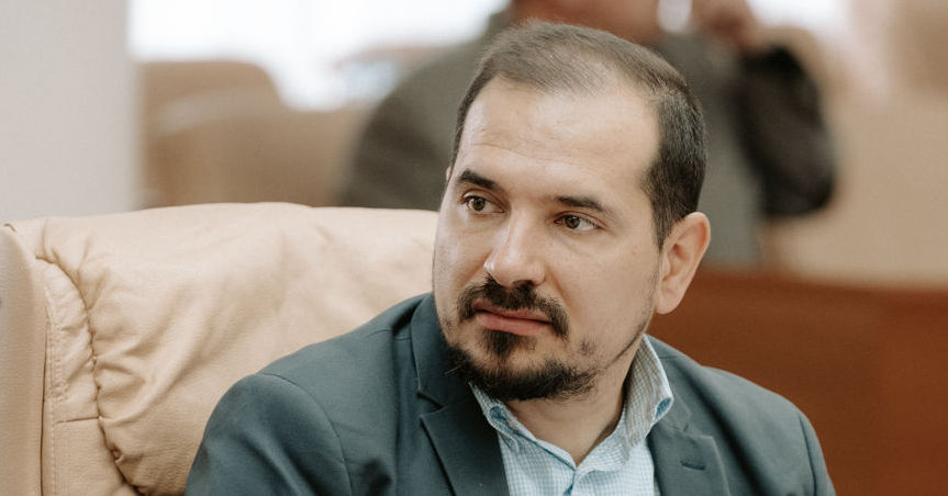 Бузу: Следует приложить больше усилий, чтобы снизить влияние бедности на детей.