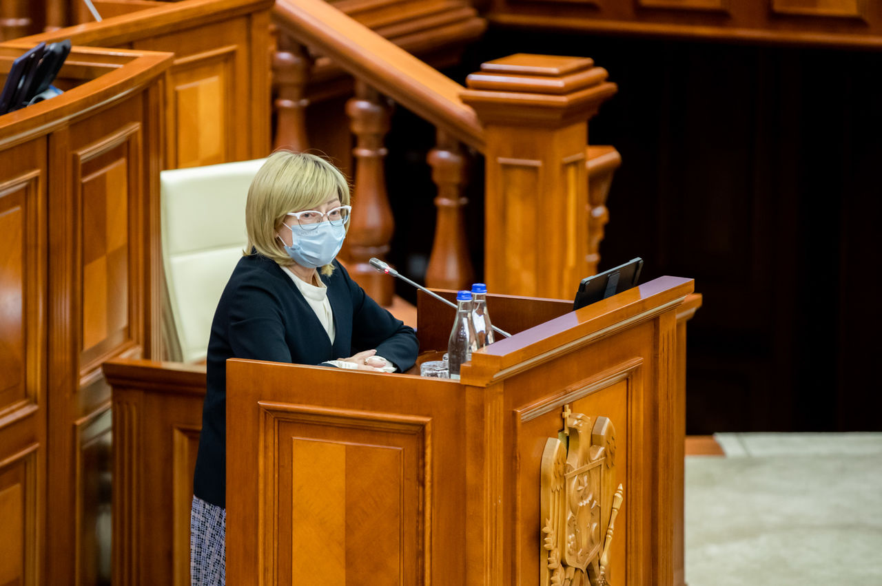 Боднаренко: Необходимо повысить с 1 июля пенсии самым пожилым.