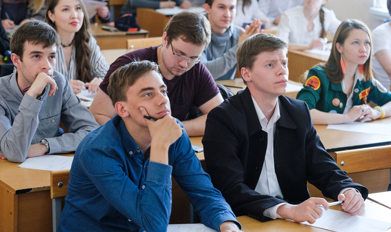 Выпускники Гагаузии предпочитают молдавские ВУЗы. Фото: gagauzinfo.md.