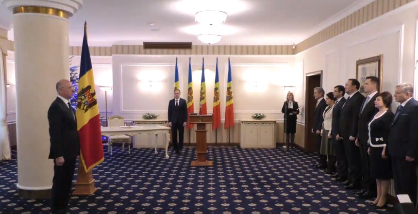 Новые члены правительства Павла Филипа принесли присягу.