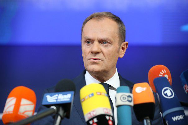 Donald Tusk susţine că Polonia rămâne în UE doar pentru fondurile europene.