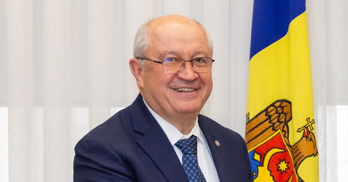 Prim-ministrul Alexandru Munteanu.