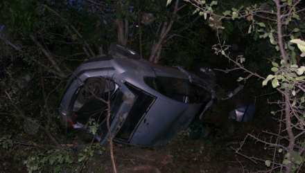 Şoferul, în vârstă de 25 de ani, a murit pe loc.