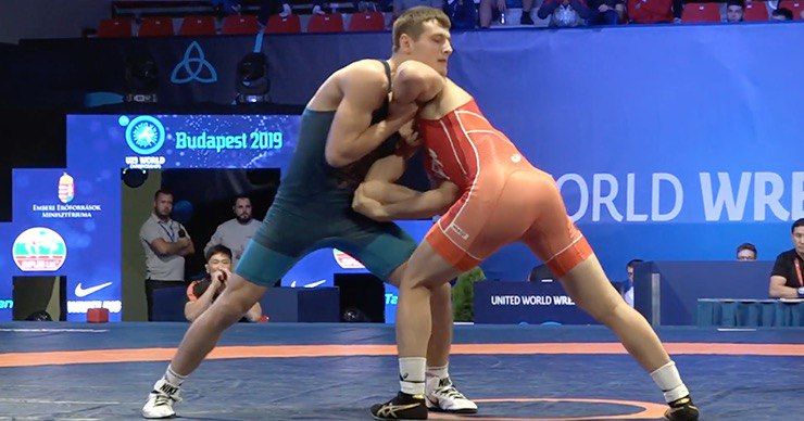 Молдову на молодежном чемпионате мира в Будапеште представляли 18 борцов.