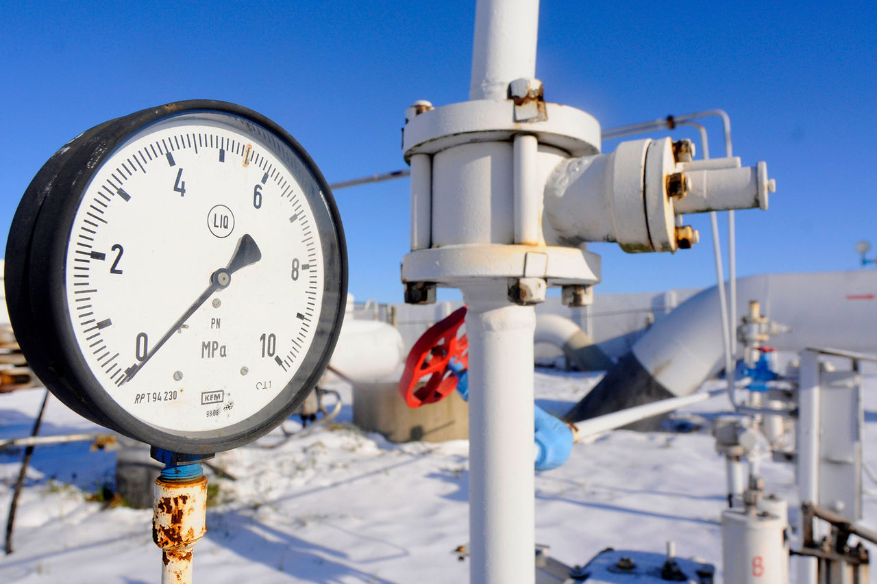 Европа израсходовала почти половину запасов газа.
