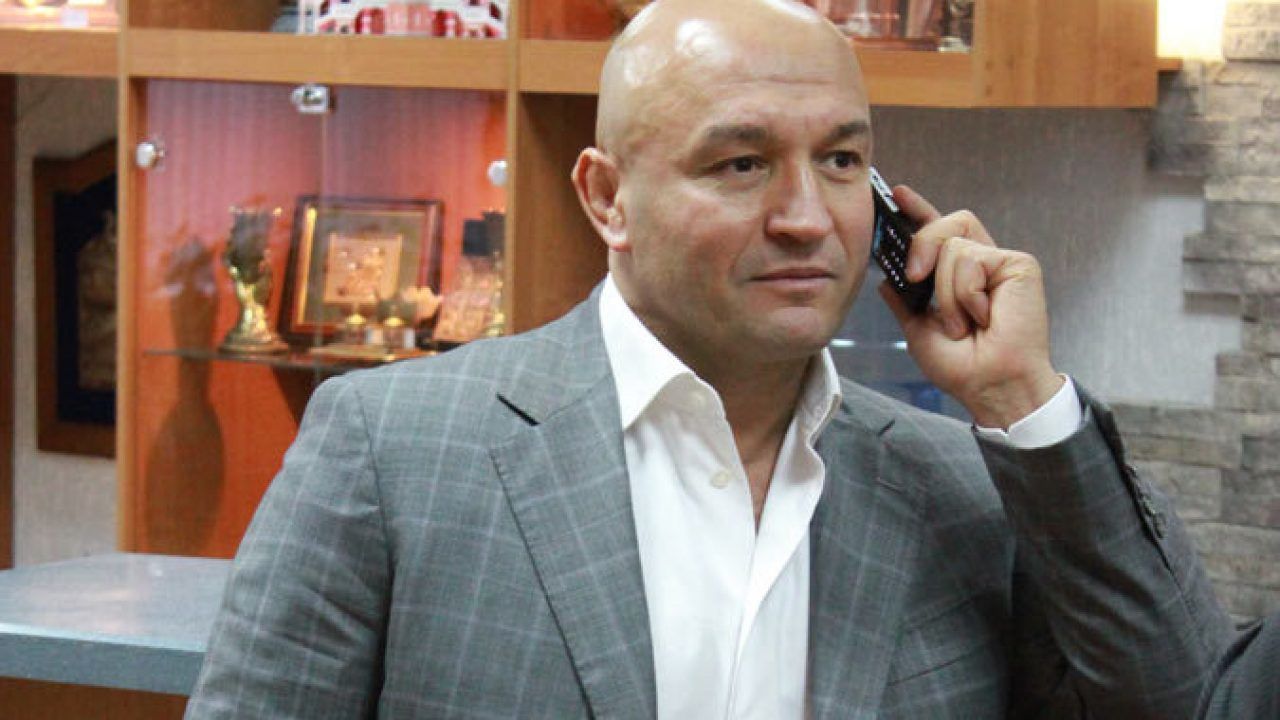 PCCOS: Имя Карамалака исчезло с сайта Интерпола временно.