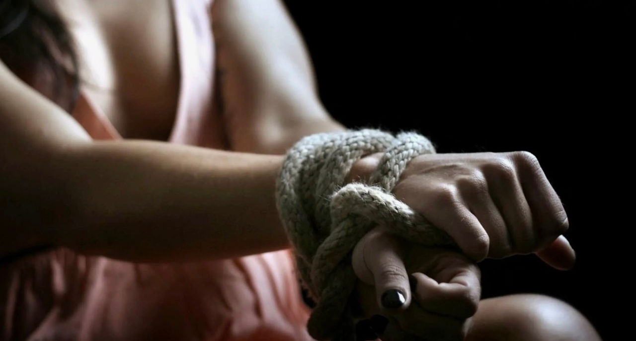 Patru tinere, exploatate sexual în Cipru: O moldoveancă, condamnată la închisoare.
