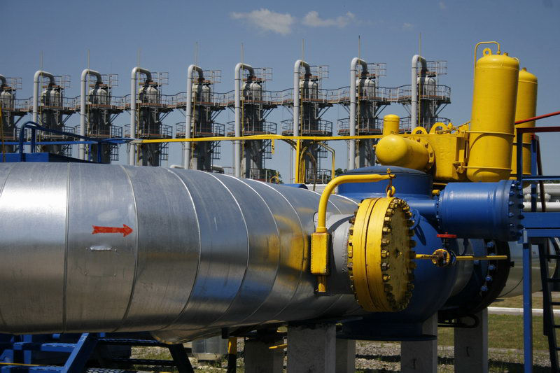 Газпром подает газ для Европы через Украину в объеме 63,3 млн куб. м через Суджу.