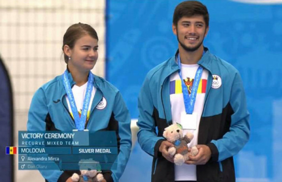 Олару и Мырка завоевали серебро на чемпионате мира по стрельбе из лука.
