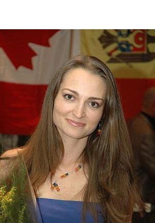 Алена Мунтяну с детства мечтала быть артисткой.