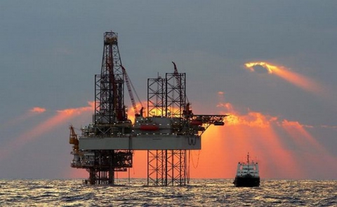 Platforma maritimă este situată la 150 de km nord-est de Lerwick, Insulele Shetland. 