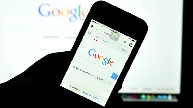 Ce se întâmplă când cauţi "X şi 0" pe Google.