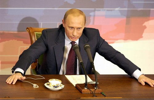 Путин говорит, что не в Сочи не буду дискриминировать ни по какому признаку. Фото: nabat.mk.ua