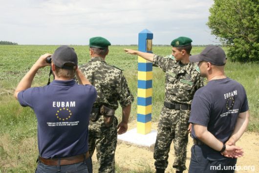 Миссия ЕС по оказанию приграничной помощи Республике Молдова и Украине приступила  к работе 1 декабря 2005 года.