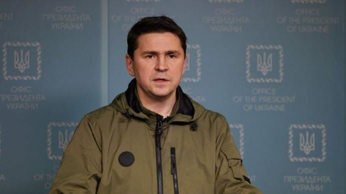 Советник главы офиса президента Украины Михаил Подоляк.
