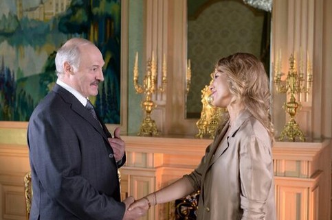 По мнению Лукашенко, с правовой точки зрения состоявшиеся в 2014 году на Украине референдумы не состоялись.