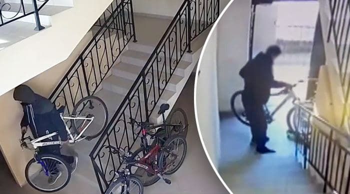 В Кишиневе поймали злоумышленников, кравших велосипеды из подъездов.