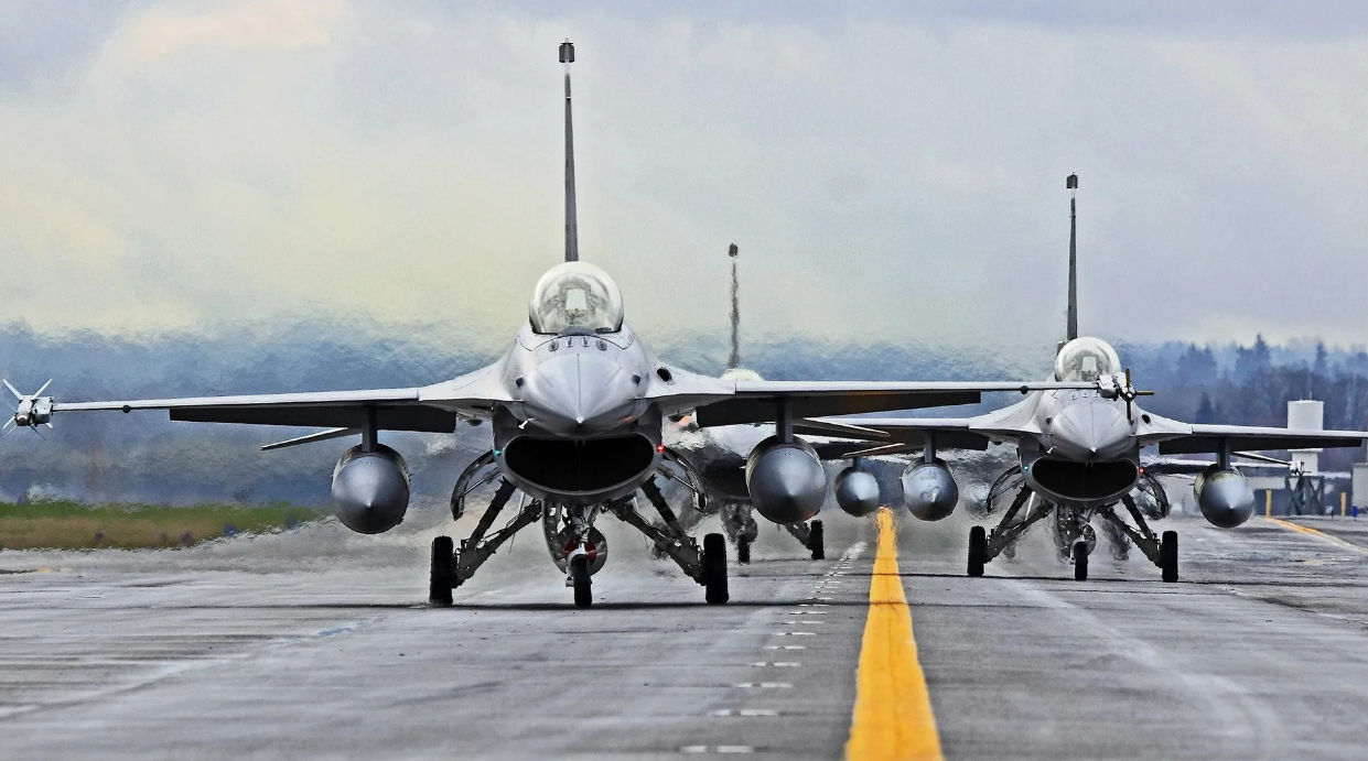 МИД РФ: Взлёт F-16 с баз Румынии приравнивается к участию в конфликте.