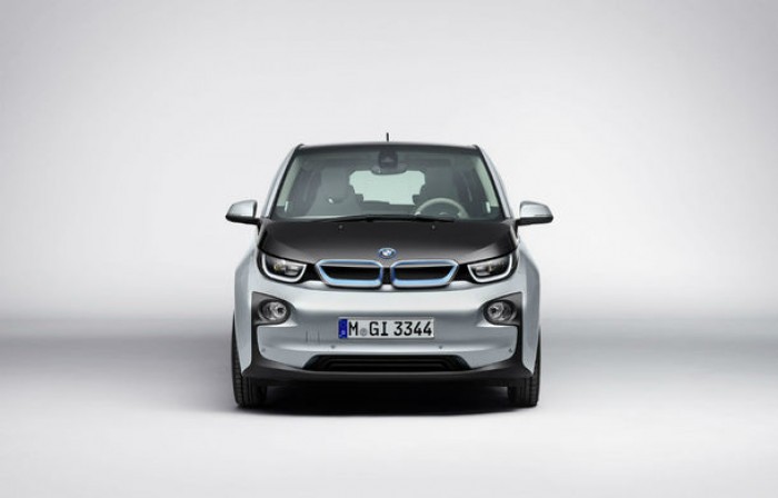 BMW i5 ar putea fi următorul membru al gamei de modele electrice şi hibride în serie a producătorului din Munchen.