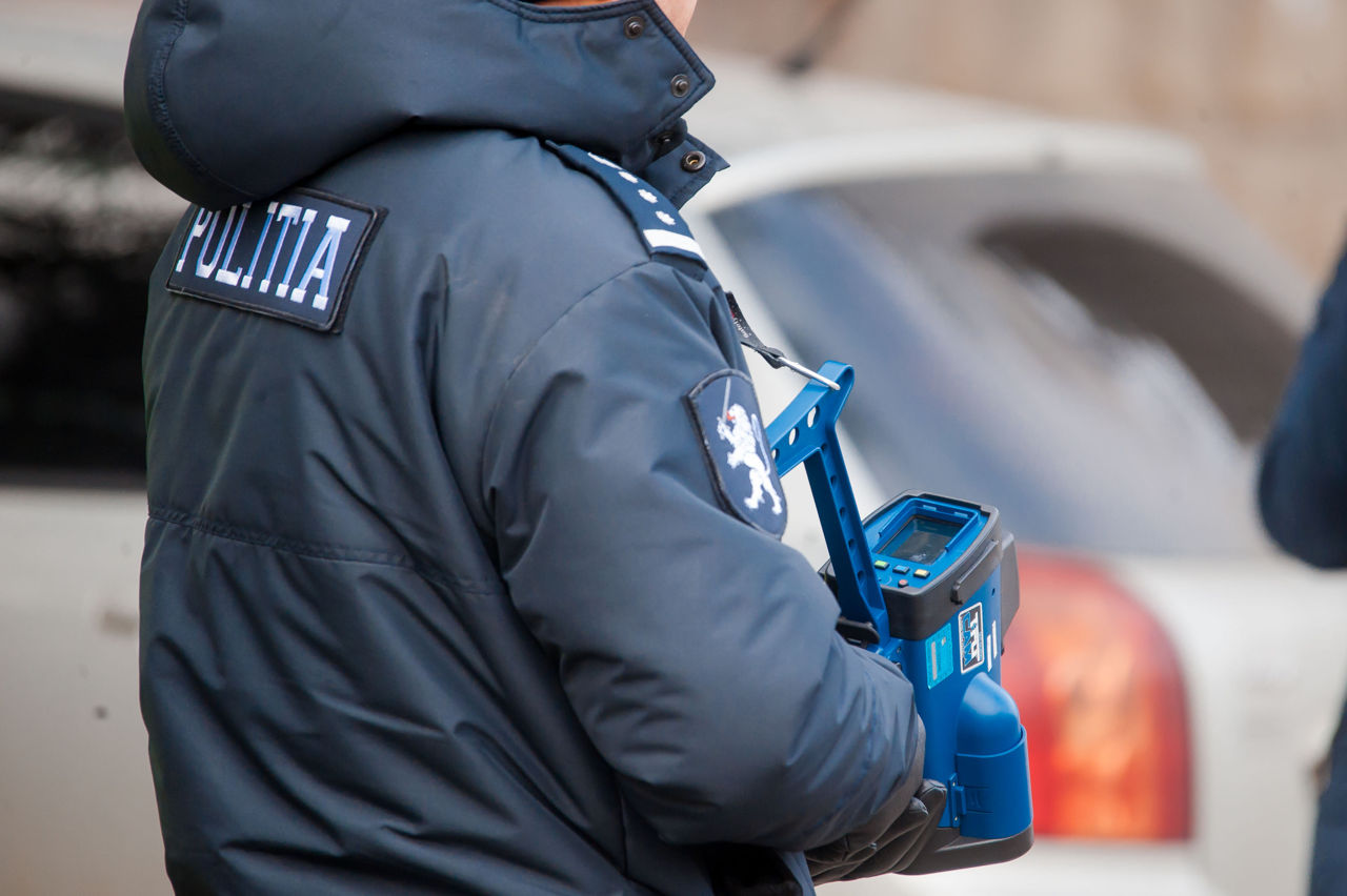Из-за аварии с пьяными патрульными глава Сынжерейской полиции понижен в должности. Фото: Point.md