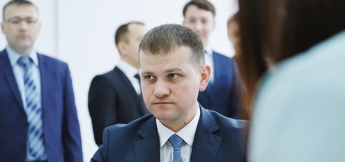 Мунтяну: Власть бежит от слушаний, как черт от ладана