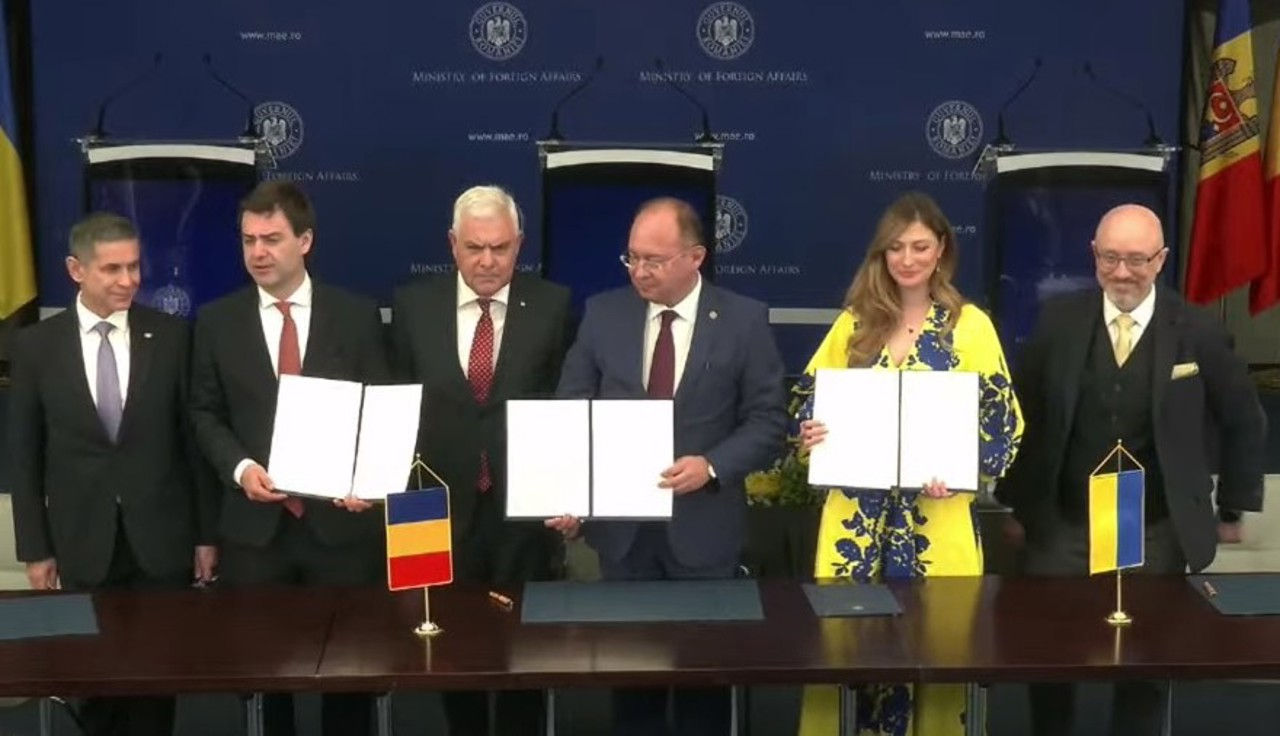Молдова и Румыния поддерживают мирный план Зеленского.