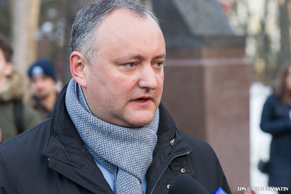 Socialiştii au mai cerut ca până Curtea se va exprima cu privire la constituţionalitatea decretului de desemnare a lui Pavel Filip.