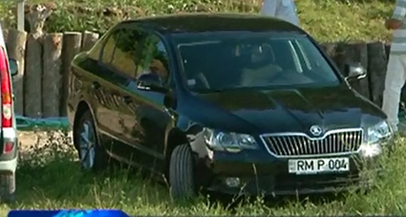 Nu este pentru prima dată când maşinile Parlamentului sunt utilizate în afara programului de muncă.