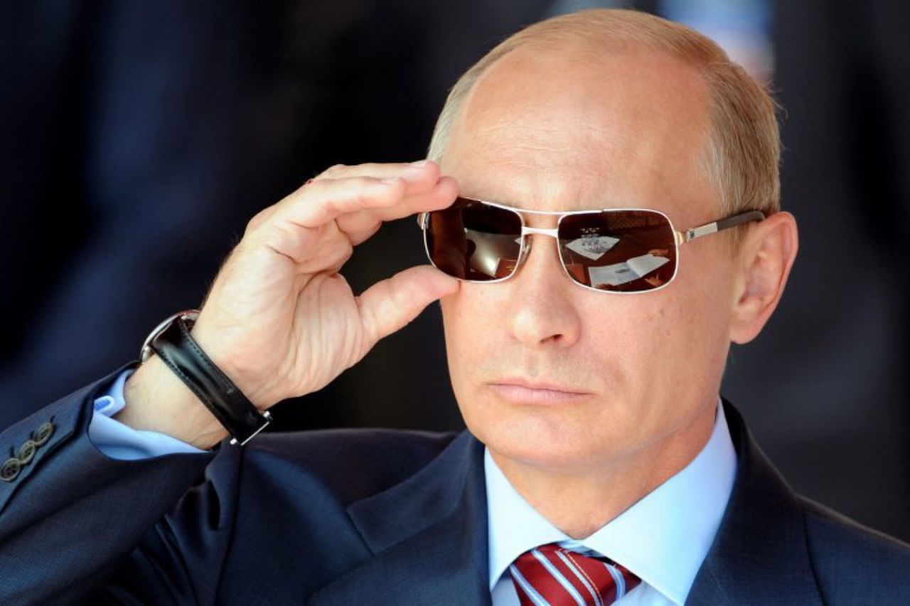 O altă piesă a fost lansată în susținerea lui Vladimir Putin
